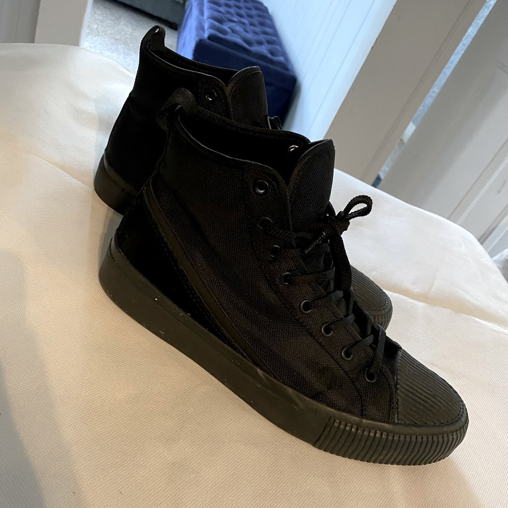 Zara high top
